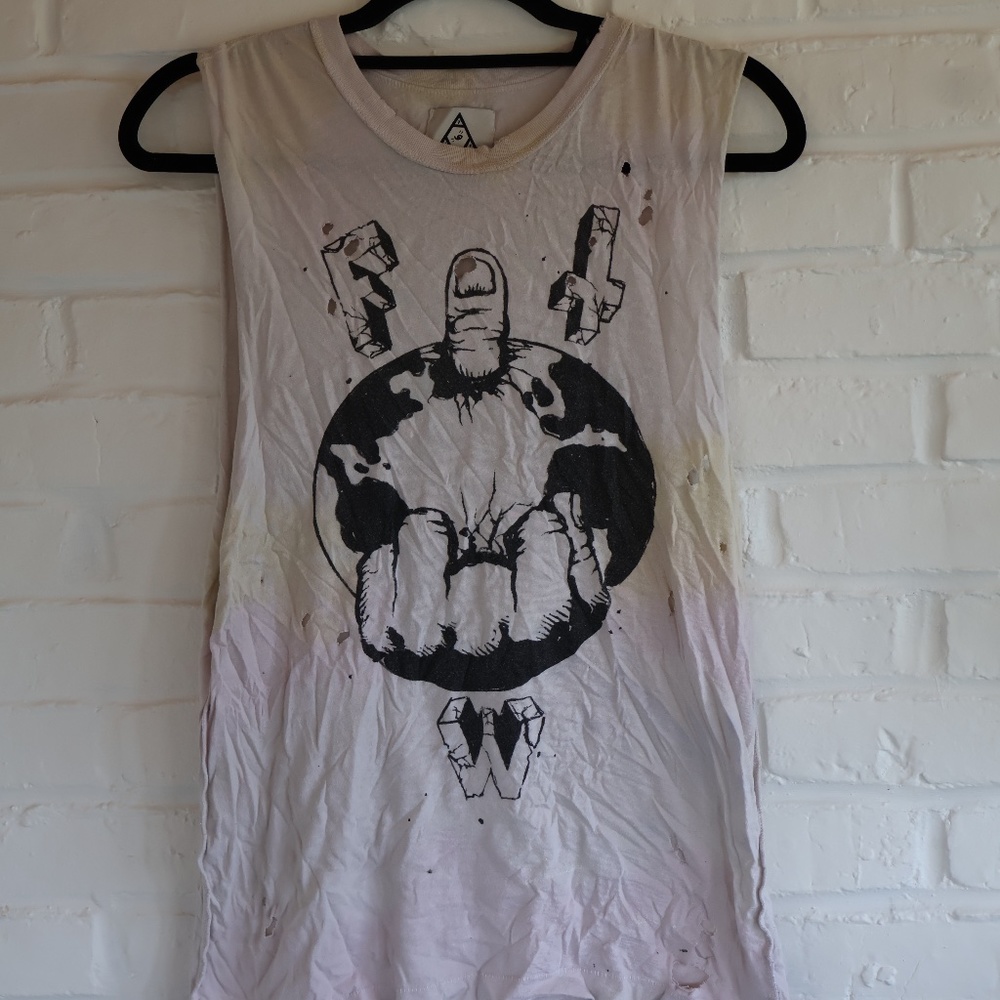 URBAN OUTFITTERS UNIF FTW T SHIRT